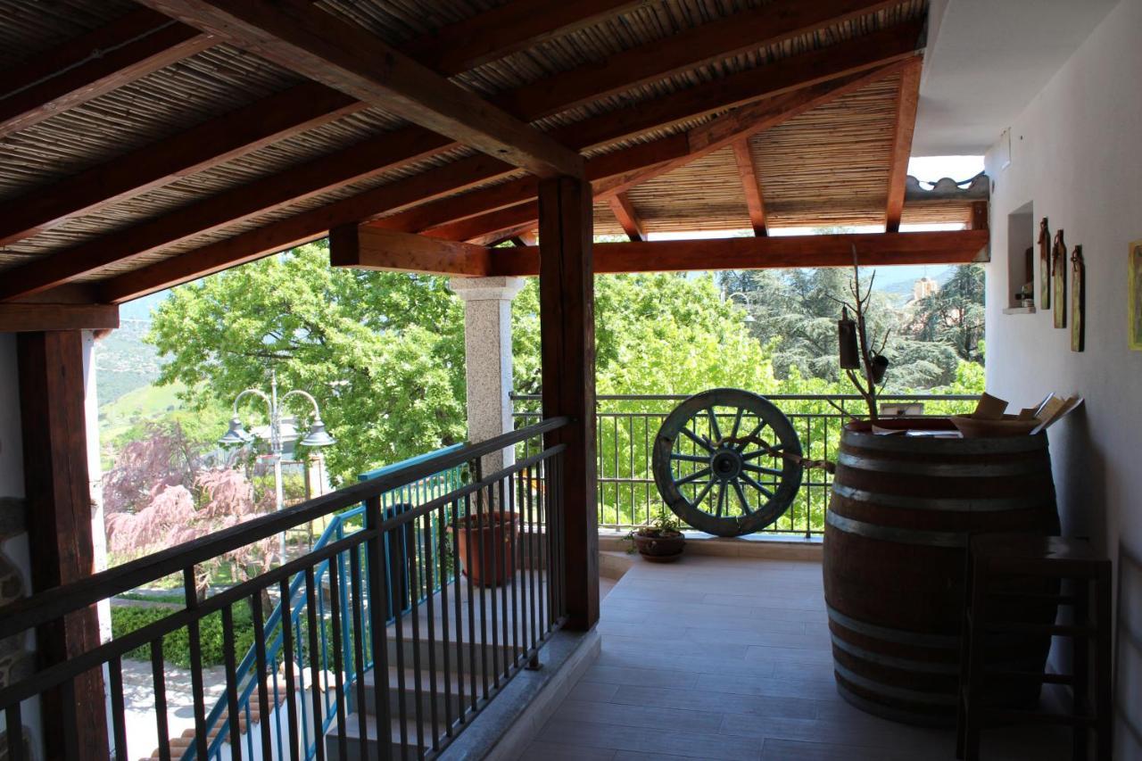 Bed And Breakfast Murales Orgosolo Exterior photo