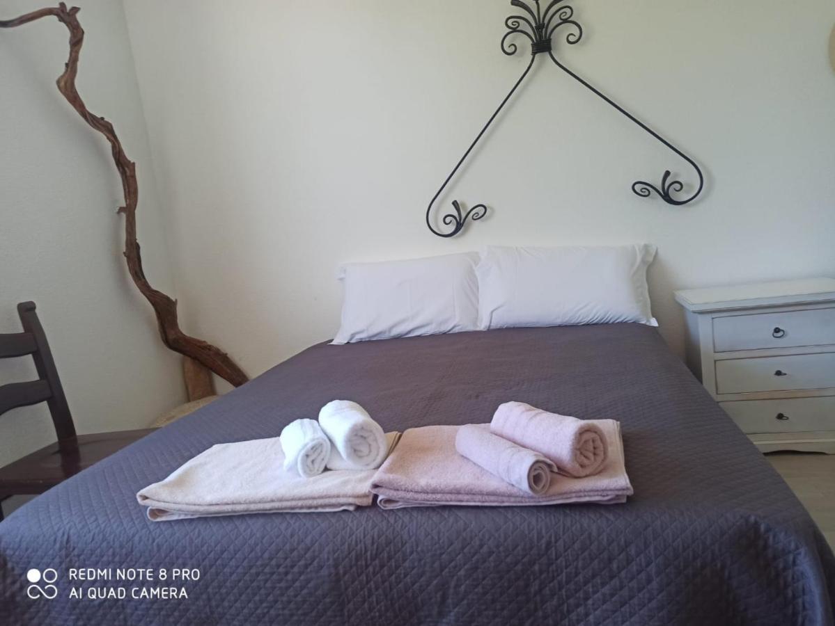 Bed And Breakfast Murales Orgosolo Exterior photo