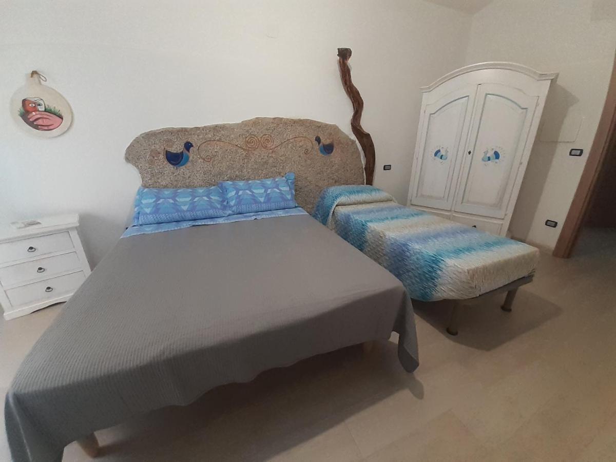 Bed And Breakfast Murales Orgosolo Exterior photo