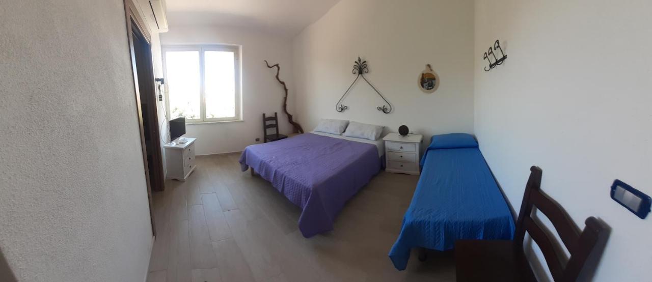 Bed And Breakfast Murales Orgosolo Exterior photo